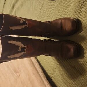 Harley Davidson womens boots size 8.
